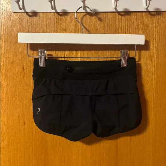 Ivivva Shorts - Picture 2 of 3